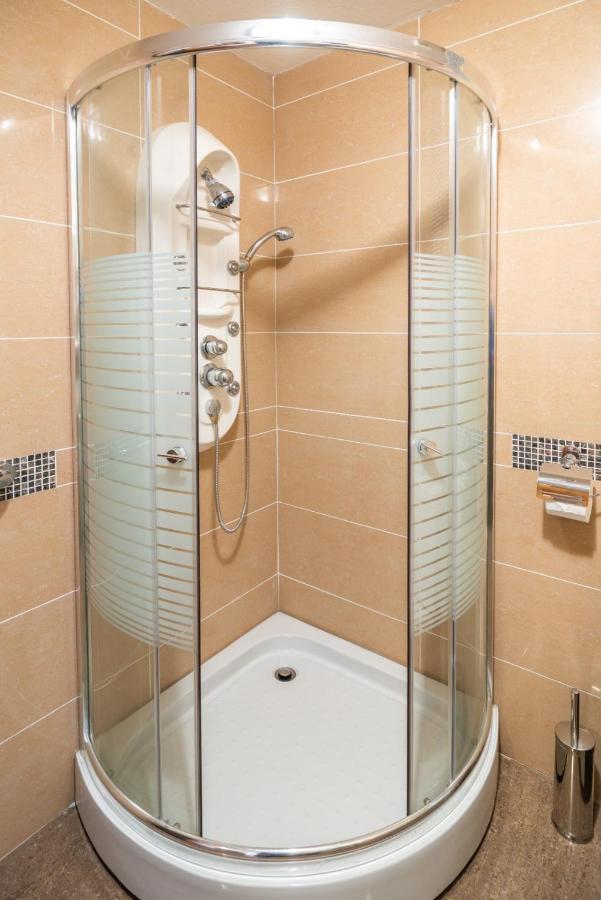Apartman Eros Vrnjačka Banja Exterior foto